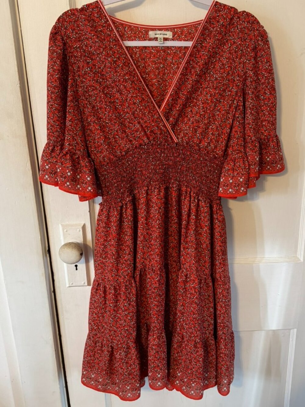 Women's Max Studio Orange Flutter Sleeve Dress with Elastic Waistband. Size M.